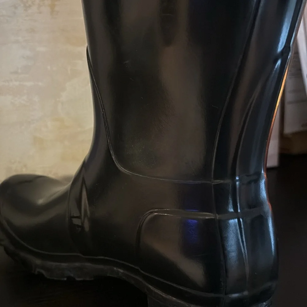 Women’s Hunter Rain Boots - Picture 5 of 6